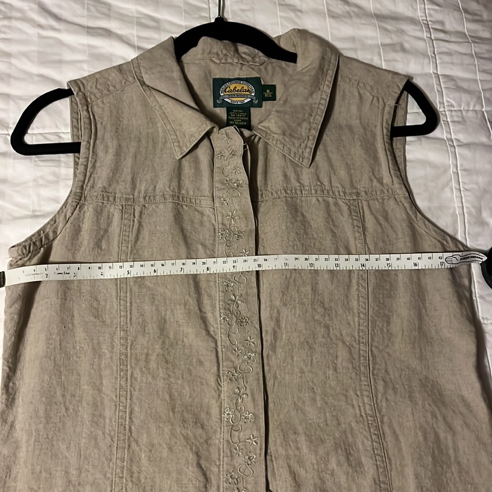 Linen sleeveless dress with floral embroidery - Picture 4 of 5